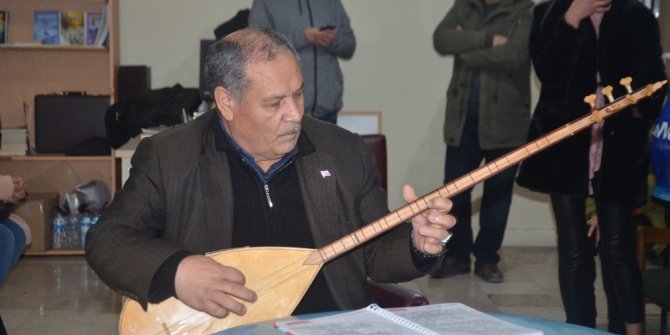 Ozanlar Derneği’nin ilk ziyaretçileri minikler oldu