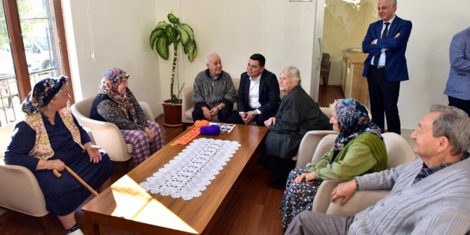 Kepez’in yaşlıları kültür ve sanatla iç içe olacak