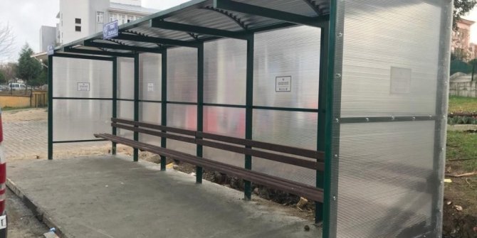 Sinop Belediyesi durakları yeniliyor