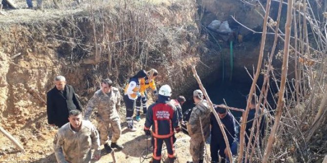 Oynadığı sulama kuyusuna düşen Menderes, boğuldu