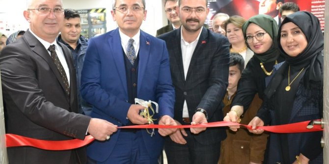Tosya’da filografi sergisi açıldı