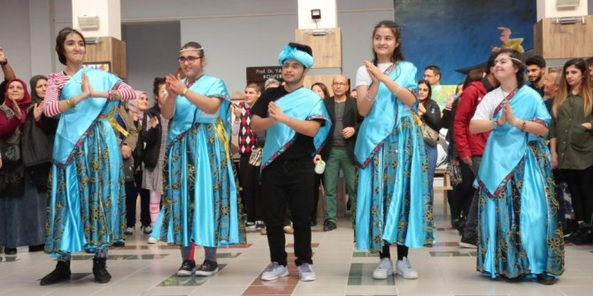 Özel eller güzel eserlerle üniversite mezunu oldu