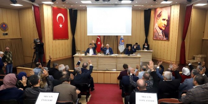 Akdeniz Belediye Meclisi yılın son toplantısını yaptı