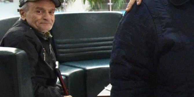 Yalnız yaşayan yaşlı adam evinde ölü bulundu