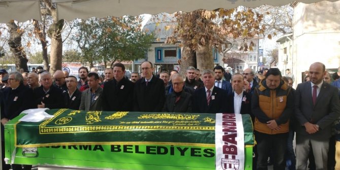 Yönetmen Tunç Başaran Bandırma’da toprağa verildi