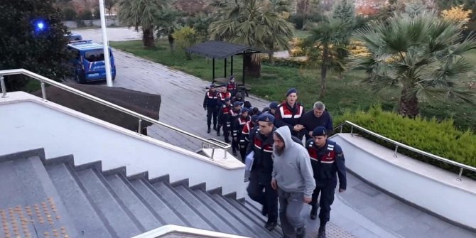 Bursa’da kaçak define avcılarına operasyon: 13 gözaltı