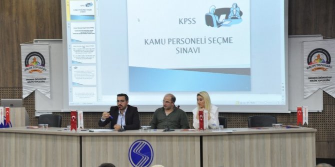 SAÜ’de, ‘Kariyer Günleri’ konulu konferans düzenlendi