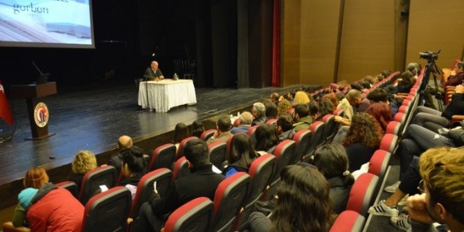 Seramik ve Cam Bölümünde ’Kariyer Günleri Söyleşileri’nin ikincisi gerçekleşti
