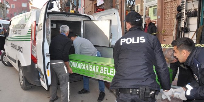 Afyonkarahisar’da şüpheli ölüm, çuvalda ceset bulundu