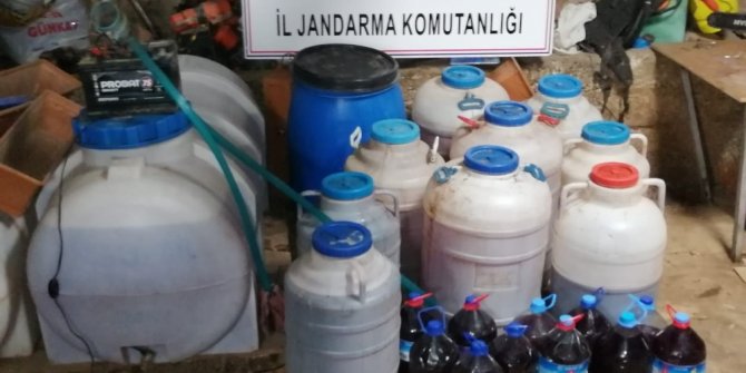 Yılbaşında piyasaya sürülecekti: 2 ton sahte şarap ele geçirildi