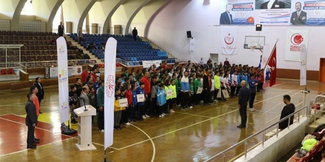 Anadolu Yıldızlar Ligi basketbol grup müsabakaları başladı