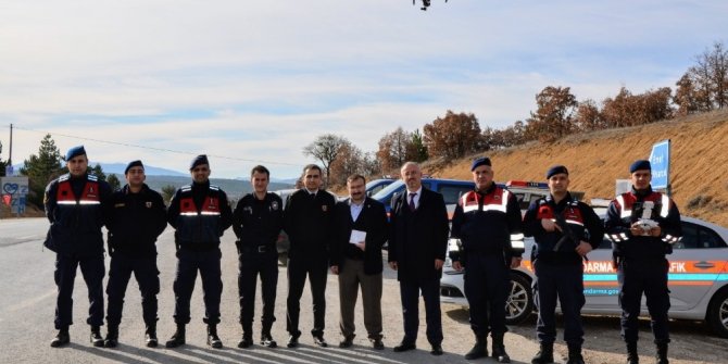 Sürücülere, kadına şiddete karşı broşürlü bilgilendirme