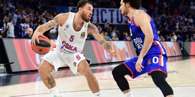 Anadolu Efes son saniyede yıkıldı! 8 maç sonra...