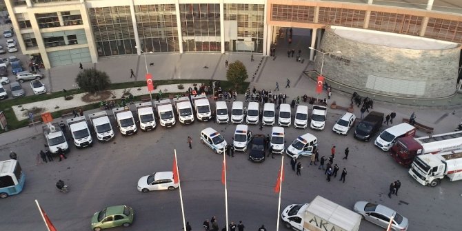 Akhisar Belediyesi tasarruf yaparak araç filosunu genişletti