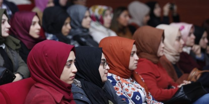 Başakşehir Belediyesinden personeline “İletişim: Pozitif Bir Başlangıç” eğitimi