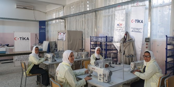 TİKA’dan Al-Nahda Kız Meslek Enstitüsünün tekstil bölümüne destek