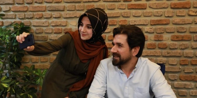 Yazar ve Tv Programcısı Serdar Tuncer, Atatürk Üniversiteli öğrencilerle buluştu
