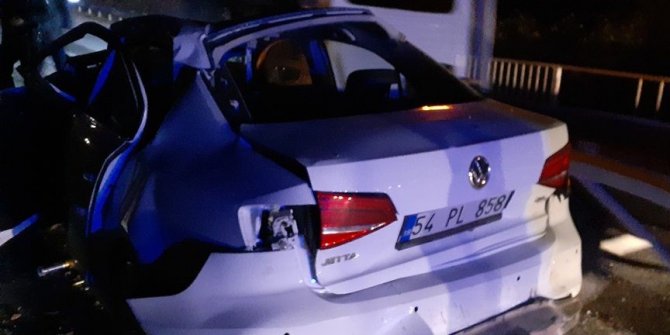 Tırla otomobil çarpıştı 2 kişi yaralandı