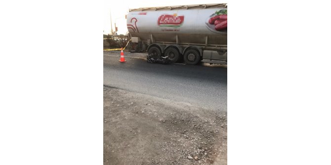 Kırkağaç’ta kamyon motosiklet ile çarpıştı: 1 ölü