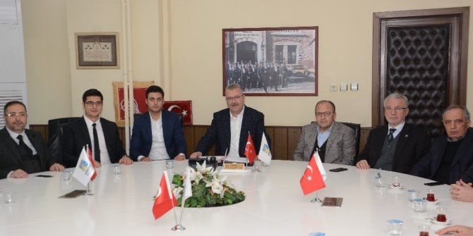Karacabey Belediyespor’un forma göğüs sponsoru BELKAR oldu