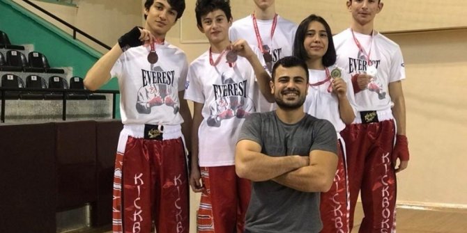 Okul Sporları Bölge Şampiyonası’nda Denizli’ye 5 madalya
