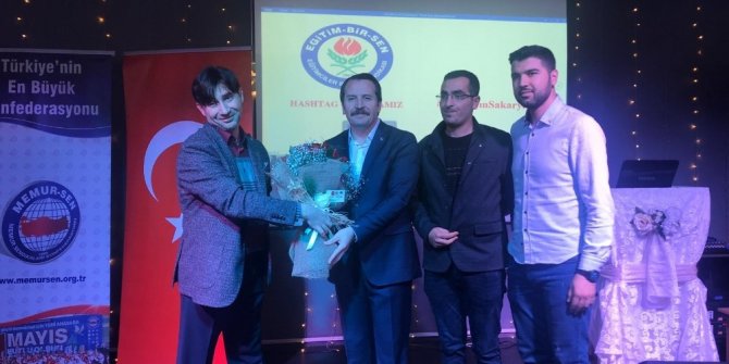 Memursen ve Eğitim-Bir-Sen Genel Başkanı Ali Yalçın Sakarya’da toplantıya katıldı
