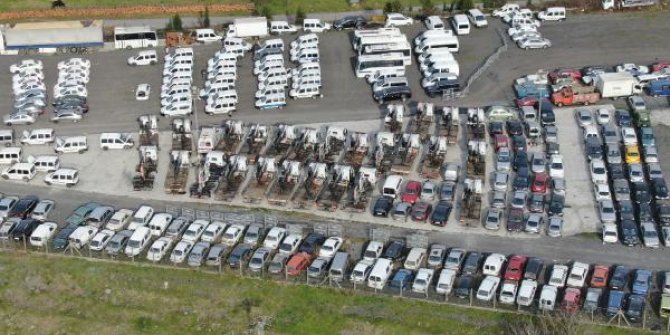 Otoparklara toplanan İstanbul Trafik Vakfı çekicileri havadan görüntülendi