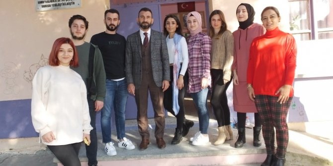 Burhaniye’de eğitim üniversiteli gençlerle renklendi