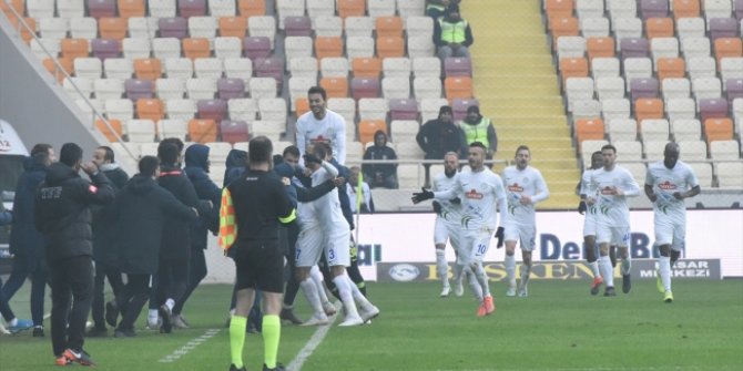 Rizespor deplasmanda kazandı