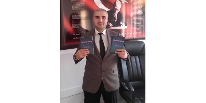 Salihlili okul müdüründen şiir kitabı