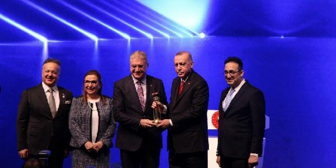Eğitimde ihracatın lideri İAÜ oldu