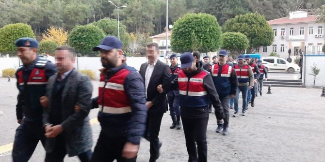 Antalya’da suç örgütü operasyonu: 8 gözaltı
