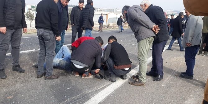 Otomobiller çarpıştı: 2’si ağır 4 yaralı