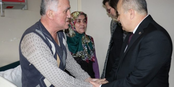 Vali hastaları ziyaret etti tek tek moral verdi