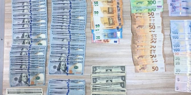 Edirne’de Kolombiya uyruklu 2 ‘tırnakçı’ yakalandı