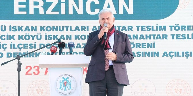 Binali Yıldırım: "Yolları böleriz ama Türkiye'yi böldürtmeyiz"