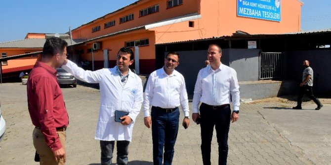 Biga Belediyesi mezbaha çalışanları belgelerine kavuşuyor