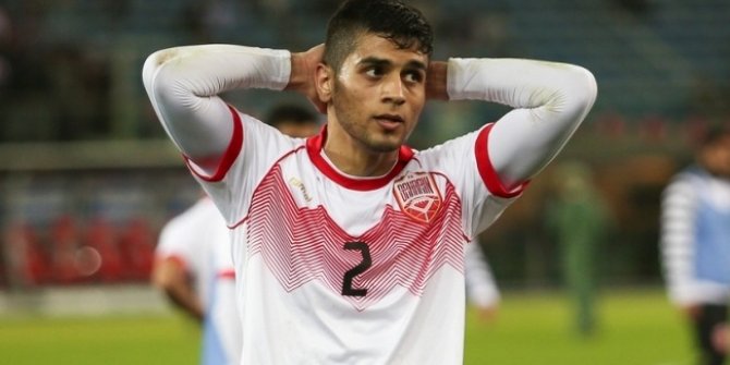 FIFA, ırkçılık yapan futbolcuya 10 maç men cezası verdi