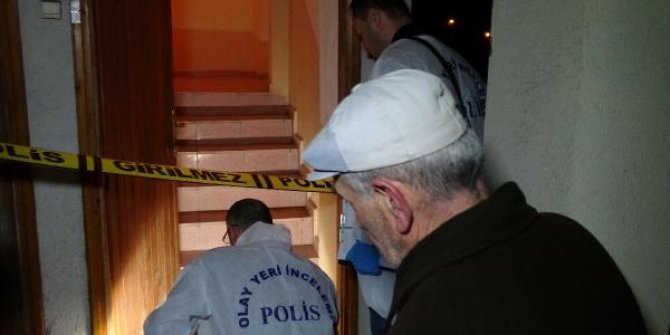 Yemek masası getirdiği evde merdivenden yuvarlanıp öldü