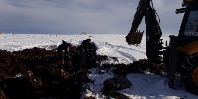 ESKİ çalışanları eksi 20 derecede içme suyu hattındaki arızayı giderdi