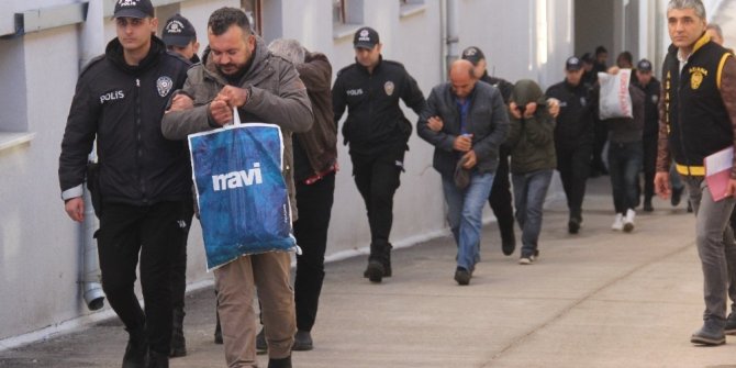 70 yaşındaki kayınvalidesine 8 sıfır araç aldı, hepsi kazaya karıştı