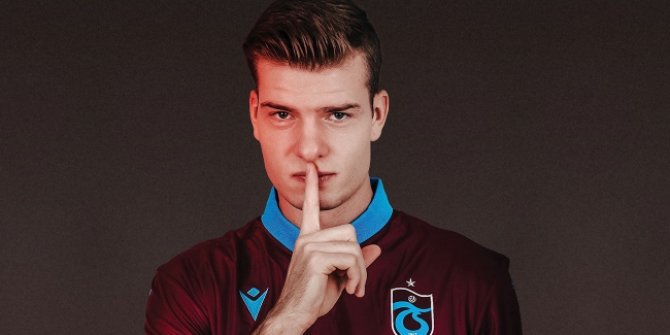 Trabzonspor'u Sörloth taşıyor