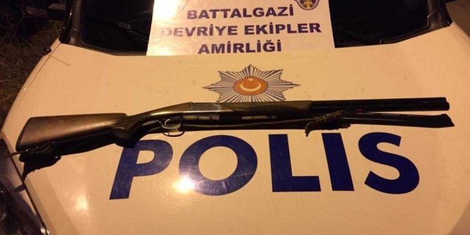 Malatya polisinden şok uygulama: 4 gözaltı