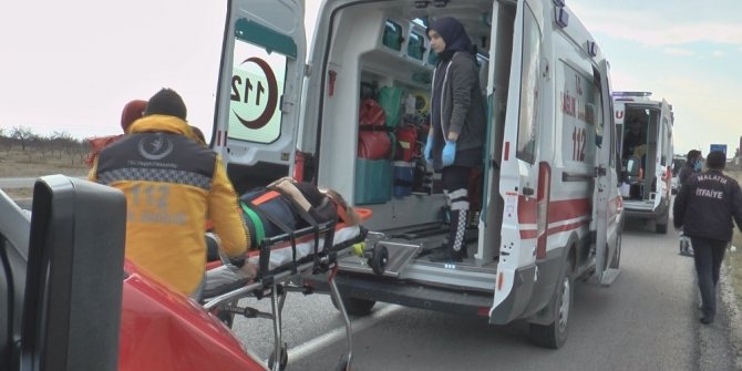 Kontrolden çıkan otomobil şarampole yuvarlandı: 4 yaralı