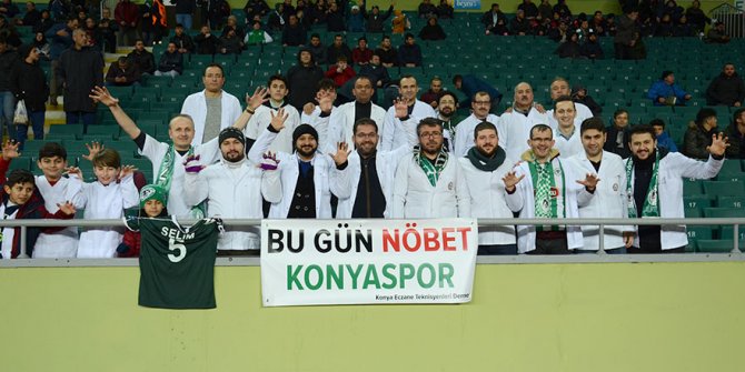 Sağlıkçılardan Konyaspor’a destek