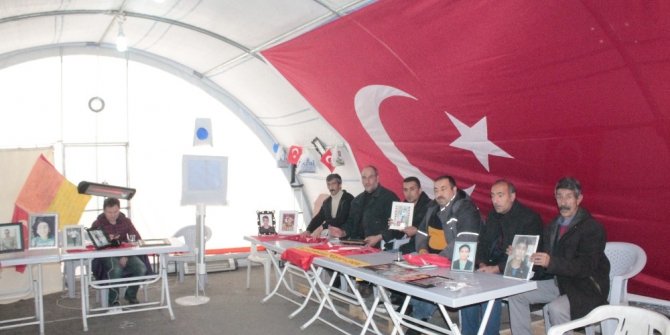 HDP önündeki ailelerin evlat nöbeti 113. gününde