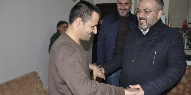 Tunceli’de "Çay Sizden, Sohbet Bizden" projesi