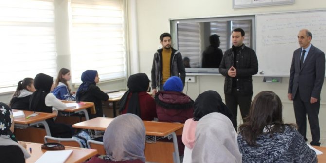 Kaymakamdan öğrencilere kitap tavsiyesi