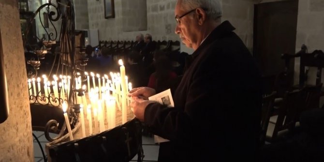Hataylı Hristiyanlar Noel’i kutladı