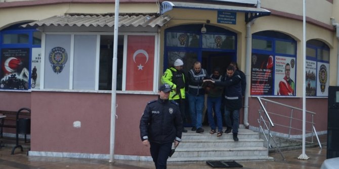 Arkadaşlarını öldüren iki zanlı tutuklandı